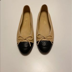 Chanel nude/black flats, barely used